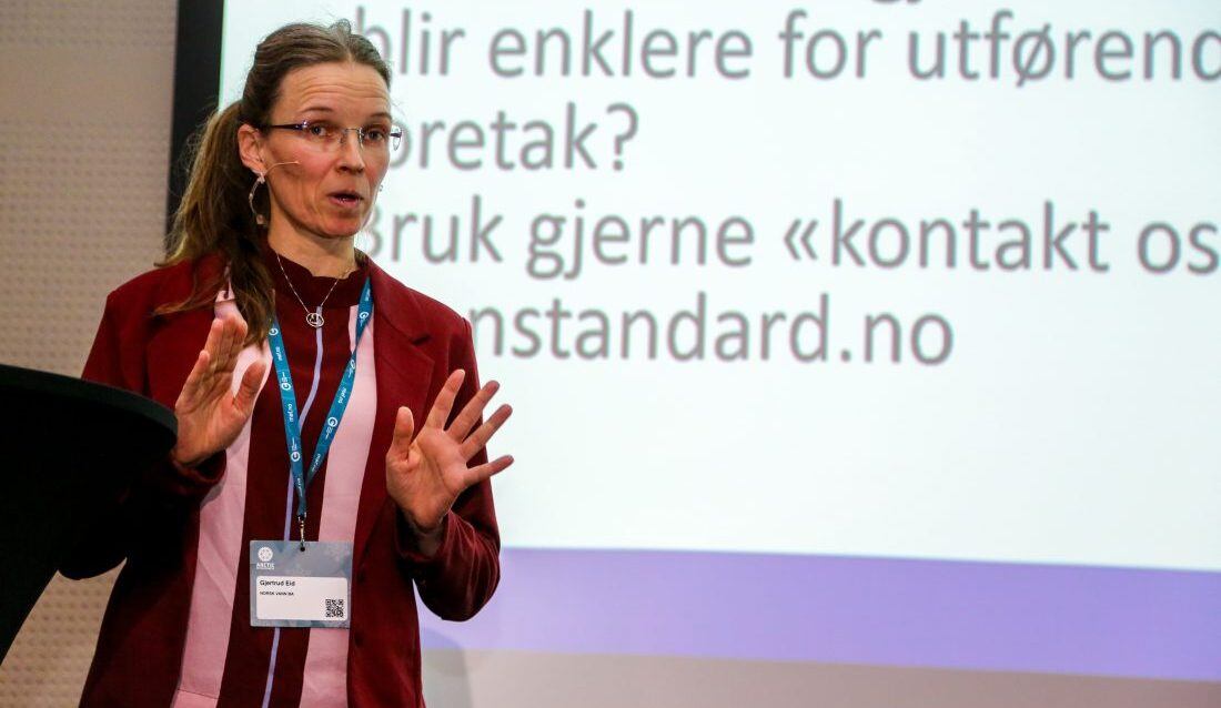 Gjertrud Eid. Her på Arctic Entrepreneur 2024. (Foto: Runar F. Daler, Anleggsmaskinen) 